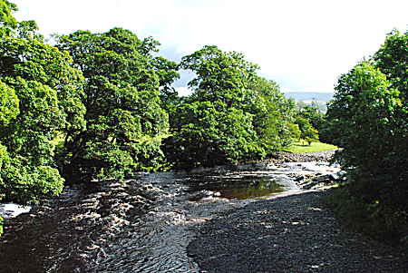 Cumbria Sedbergh River Rawthey Millthrop